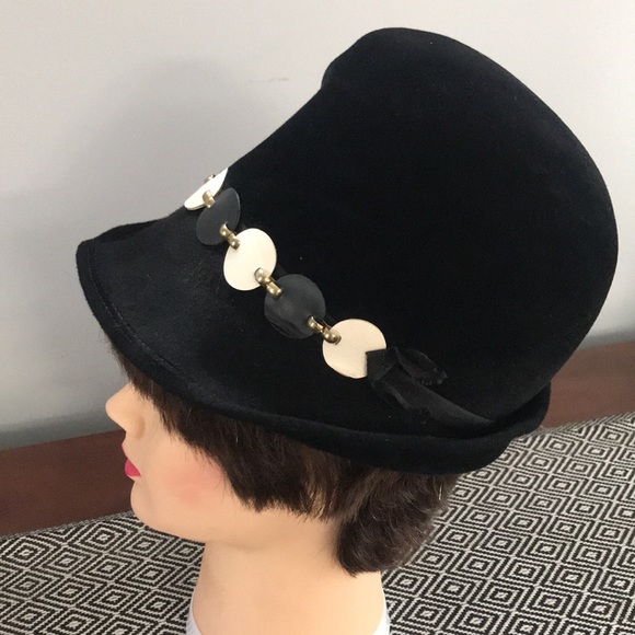 1920s style vintage Felt cloche hat - Picture 4 of 11